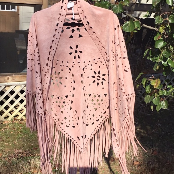 Origami By Vivian Pink Faux Suede Laser Cut Fringe Wrap - Picture 12 of 12